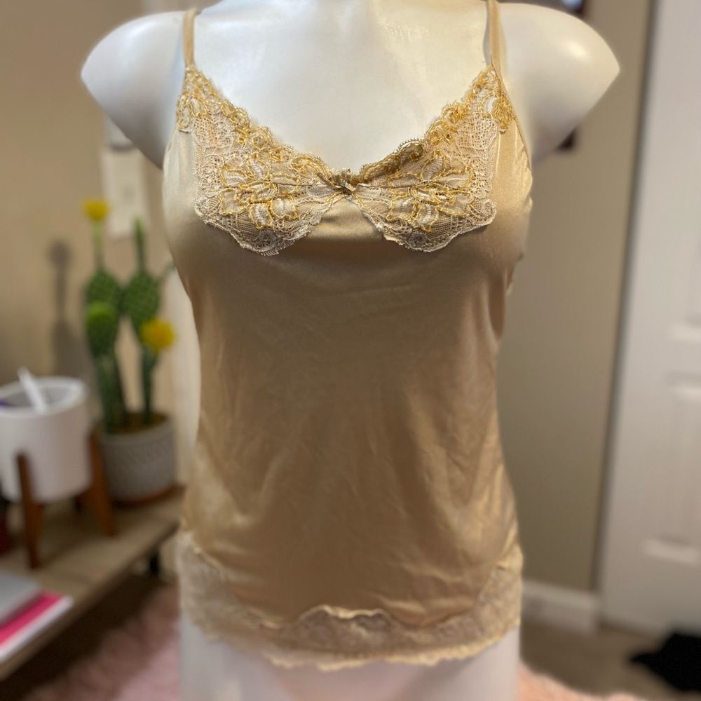 Tank top - Picture 1 of 3